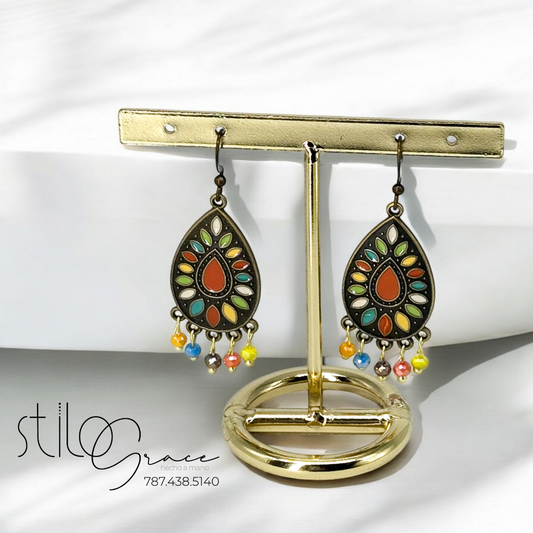 "Pantallas estilo Bohemio con Cristales Multicolor"
"Bohemian style earrings with Multicolor Crystals"