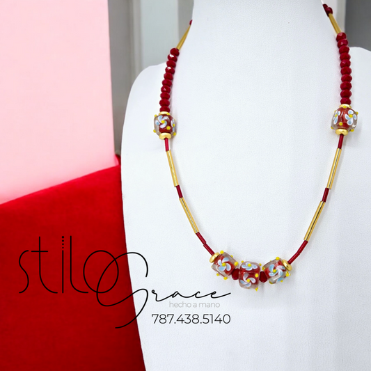 "Collar en cristales Amapola" "Glass necklace Amapola"