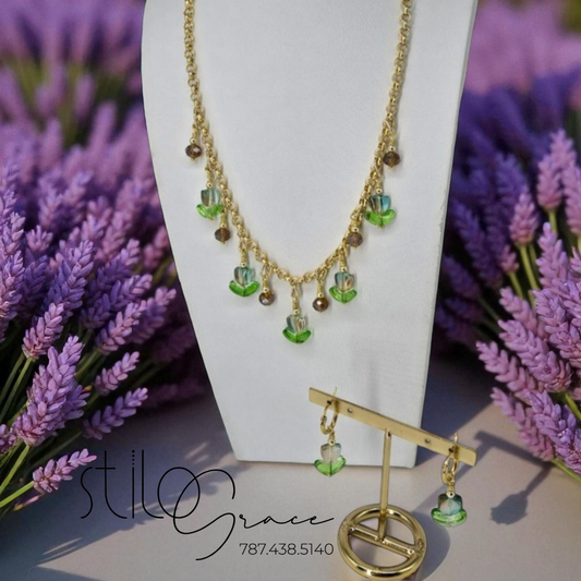 "Set de collar y pantallas de flores Dalitza" "Flower necklace and earrings set Dalitza"