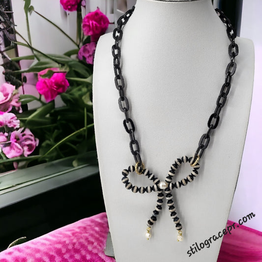 Collar (Necklace) Lilly